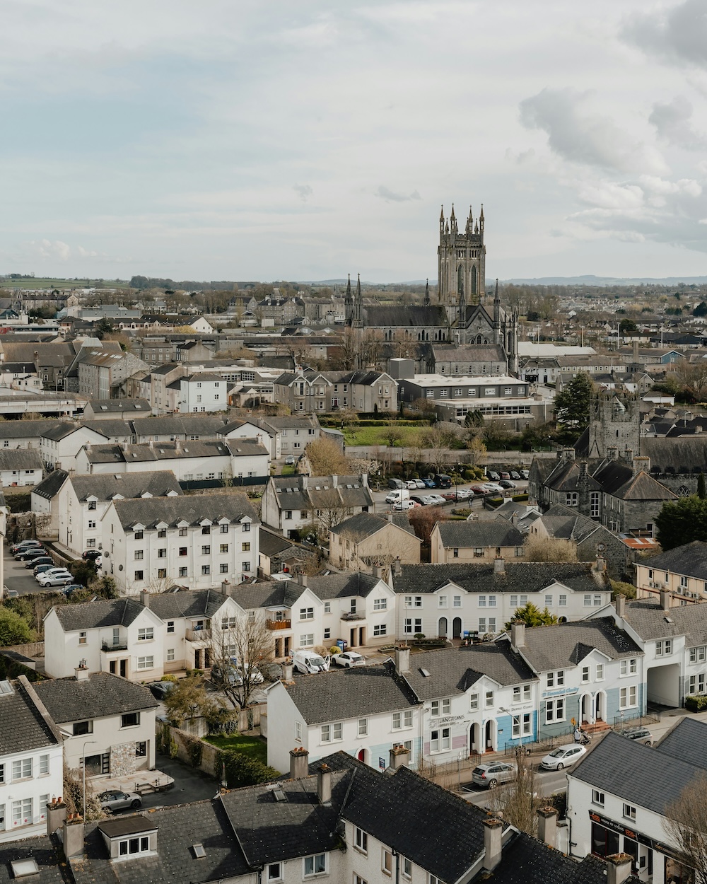 Kilkenny kathedraal, met de camper naar Ierland Kilkenny kathedraal, met de camper naar Ierland